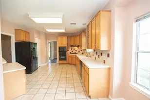 8615 Mile Run Rd, Humble, TX 77346 - Photo 9