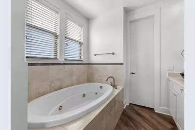 3421 Gillespie Street, Houston, TX 77020 - Photo 25