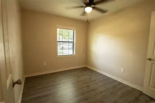 8535 Dillon St, Houston, TX 77061 - Photo 13