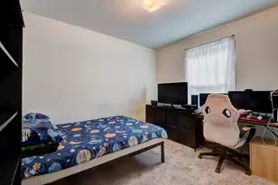 2422 Fallen Pine Ln, Houston, TX 77088 - Photo 13