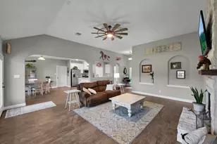 26600 Carriage Ct, Waller, TX 77484 - Photo 7