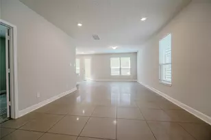 8609 Cedar Brook Point Dr, Houston, TX 77080 - Photo 3