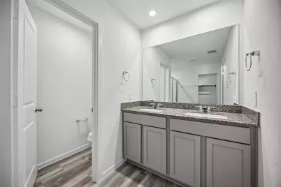5112 Greengrass Willow Way, Houston, TX 77048 - Photo 15