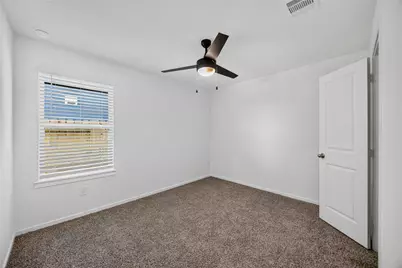 5112 Greengrass Willow Way, Houston, TX 77048 - Photo 15