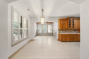 10332 Hunter Creek Ln, Conroe, TX 77304 - Photo 7