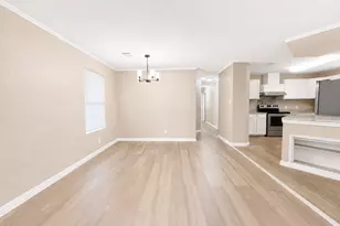 7902 Bowen St, Houston, TX 77051 - Photo 3
