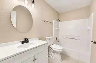 7902 Bowen St, Houston, TX 77051 - Photo 11