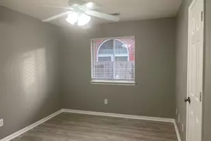 214 Darby Trails Dr, Sugar Land, TX 77479 - Photo 11