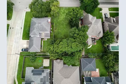 1117 Mulberry Lane, Bellaire, TX 77401 - Photo 3