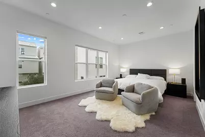 5854 E Post Oak Lane, Houston, TX 77055 - Photo 1