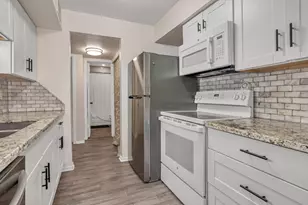 3220 69th St, Galveston, TX 77551 - Photo 19