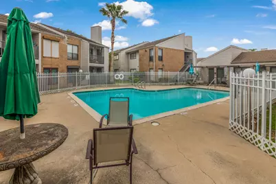 3220 69th Street #B8, Galveston, TX 77551 - Photo 39