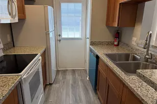 7575 Cambridge St, Houston, TX 77054 - Photo 11