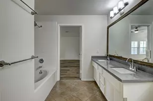 7042 Plum Creek Terrace Ln, Houston, TX 77087 - Photo 25