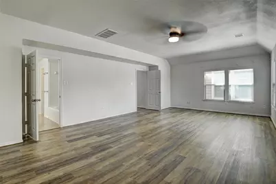 7042 Plum Creek Terrace Lane, Houston, TX 77087 - Photo 23