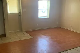 1513 16th St, Huntsville, TX 77340 - Photo 11
