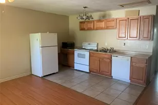 1513 16th St, Huntsville, TX 77340 - Photo 15
