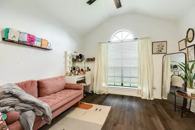 112 Papaya Street, Lake Jackson, TX 77566 - Photo 17