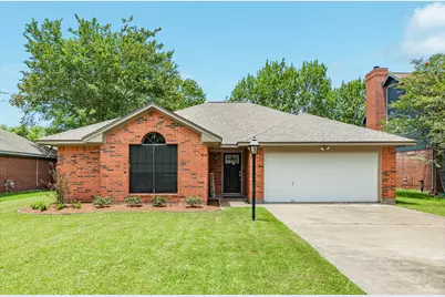 112 Papaya Street, Lake Jackson, TX 77566 - Photo 1