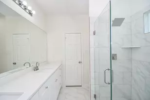 2811 Pne Est Ln, Houston, TX 77014 - Photo 19