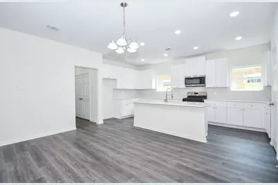 2811 Pine Estate Lane, Houston, TX 77014 - Photo 13