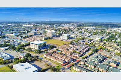 9350 Country Creek Drive #6, Houston, TX 77036 - Photo 3