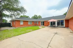 8423 Glen Valley Dr, Houston, TX 77061 - Photo 47