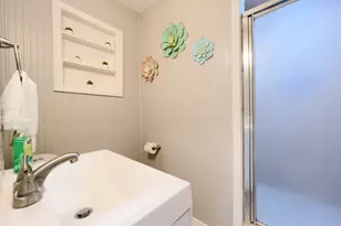 8423 Glen Valley Dr, Houston, TX 77061 - Photo 31