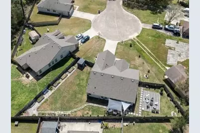 505 Cliffbrook Circle, Cleveland, TX 77327 - Photo 27