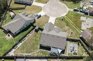 505 Cliffbrook Cir, Cleveland, TX 77327 - Photo 27