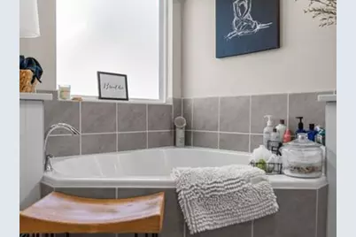 505 Cliffbrook Circle, Cleveland, TX 77327 - Photo 13