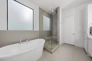 2114 McDuffie St, Houston, TX 77019 - Photo 29