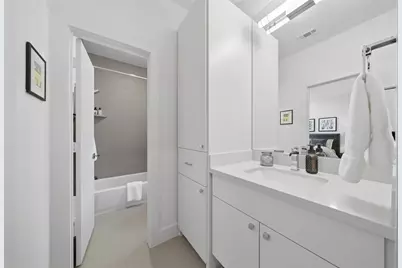 2114 McDuffie Street, Houston, TX 77019 - Photo 33