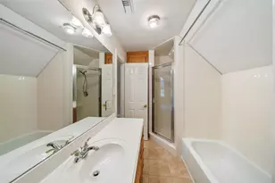 901 Longmire Rd, Conroe, TX 77304 - Photo 27