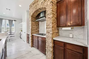 2526 Crystal Shore Dr, Rosharon, TX 77583 - Photo 17