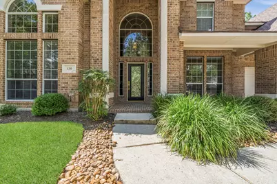 139 E Mirror Ridge Circle, The Woodlands, TX 77382 - Photo 3