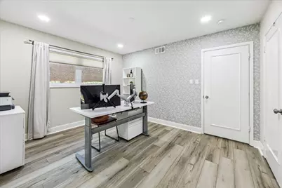 2514 Briarbrook Drive, Houston, TX 77042 - Photo 19