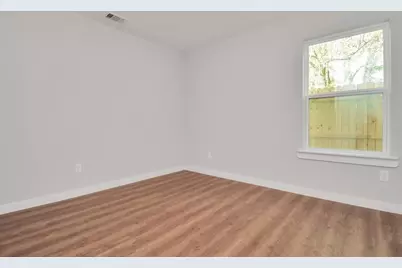 7413 Shotwell Street #A, Houston, TX 77028 - Photo 11