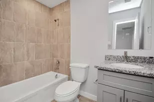 7413 Shotwell St, Houston, TX 77028 - Photo 9