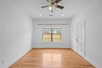 4734 Bell Street, Houston, TX 77023 - Photo 3