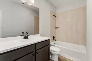 14001 Starboard Reach Dr, Texas City, TX 77510 - Photo 13