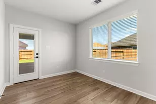 14001 Starboard Reach Dr, Texas City, TX 77510 - Photo 7