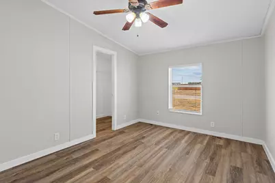 183 Altamira Avenue, Elgin, TX 78621 - Photo 27