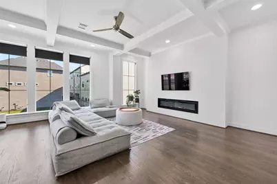 1303 Upland Retreat Blue Place, Houston, TX 77043 - Photo 9