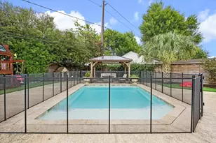 2503 Stoney Brook Dr, Houston, TX 77063 - Photo 27