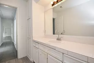 17058 Gleneagle Dr S, Conroe, TX 77385 - Photo 19