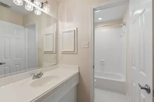 1919 Bailey St, Houston, TX 77006 - Photo 15