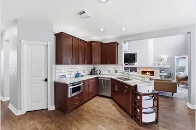 3610 Park Vine Court, Katy, TX 77450 - Photo 7