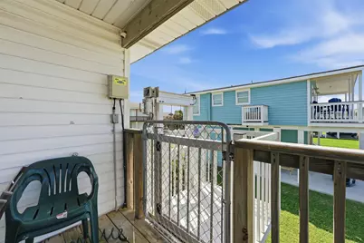 4014 Jackson Drive, Galveston, TX 77554 - Photo 7