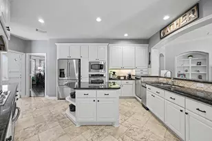 9010 Willow Springs Ln, Conroe, TX 77302 - Photo 15